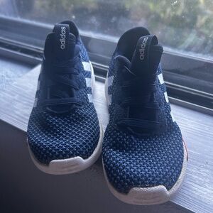 Adidas Dark Blue Knit Sneakers toddler size 8